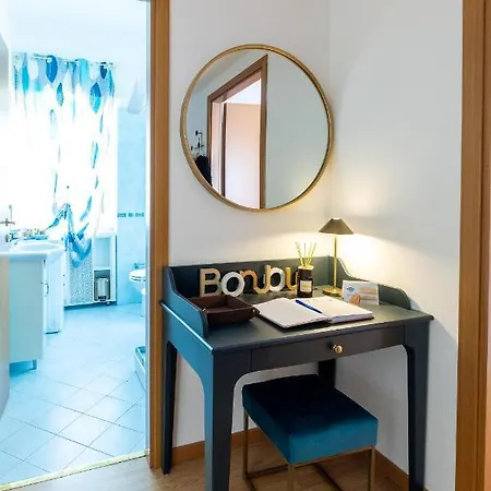 Piccola Parigi Design
