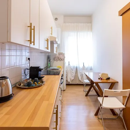 Piccola Parigi Design Apartment *