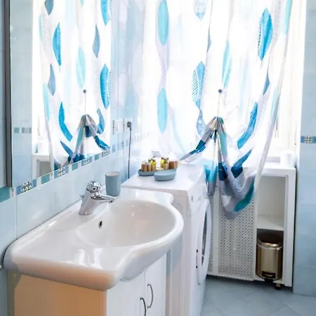 Piccola Parigi Design Milan