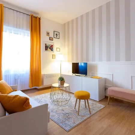 Piccola Parigi Design *